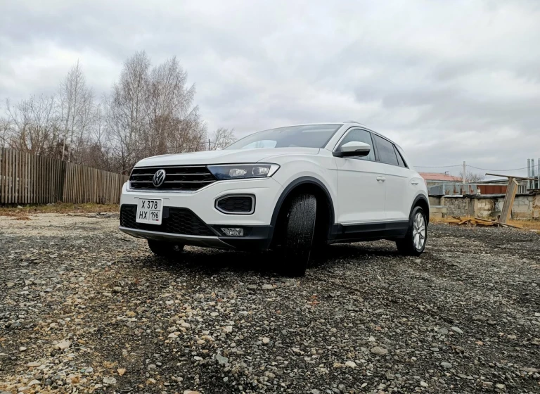 Volkswagen T-Roc, 2022