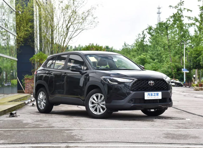 TOYOTA COROLLA CROSS 2025г
