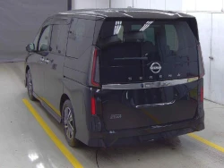 NISSAN SERENA HIGHWAY STAR 4