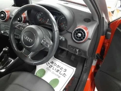 AUDI A1 1.4TFSI 2012г. 3