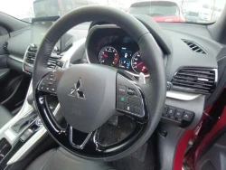 MITSUBISHI ECLIPSE CROSS P 4WD 3